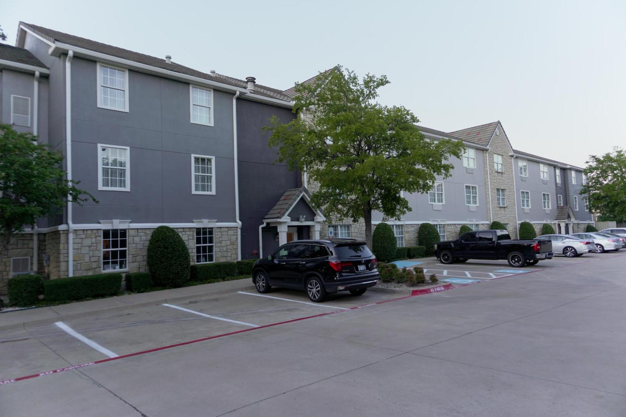 Towneplace Suites By Marriott Dallas Plano/Legacy Exterior photo