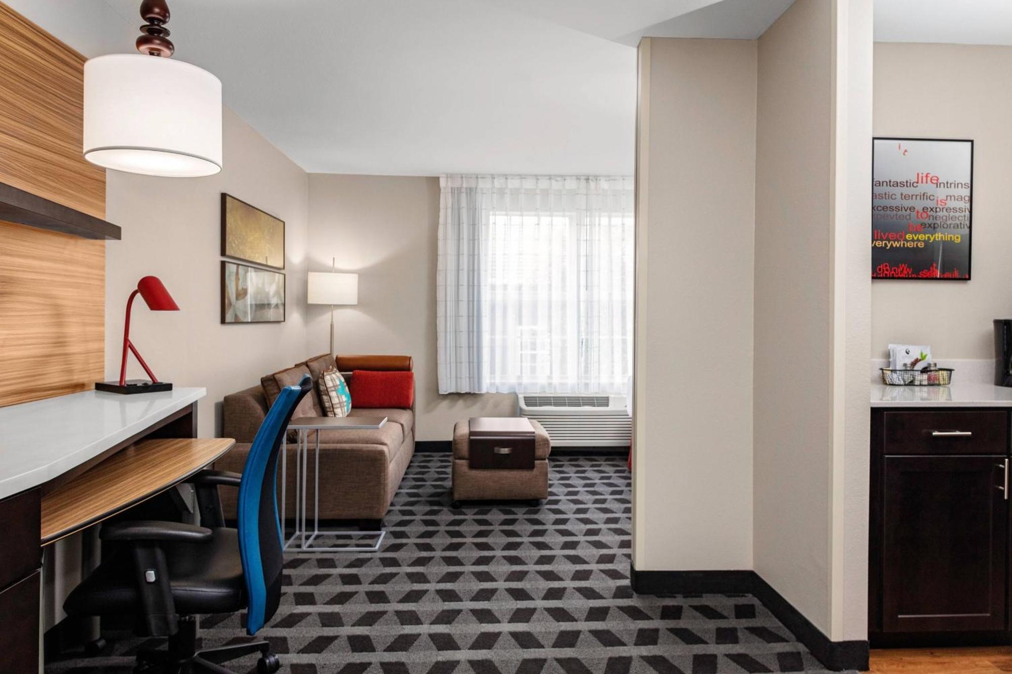 Towneplace Suites By Marriott Dallas Plano/Legacy Exterior photo