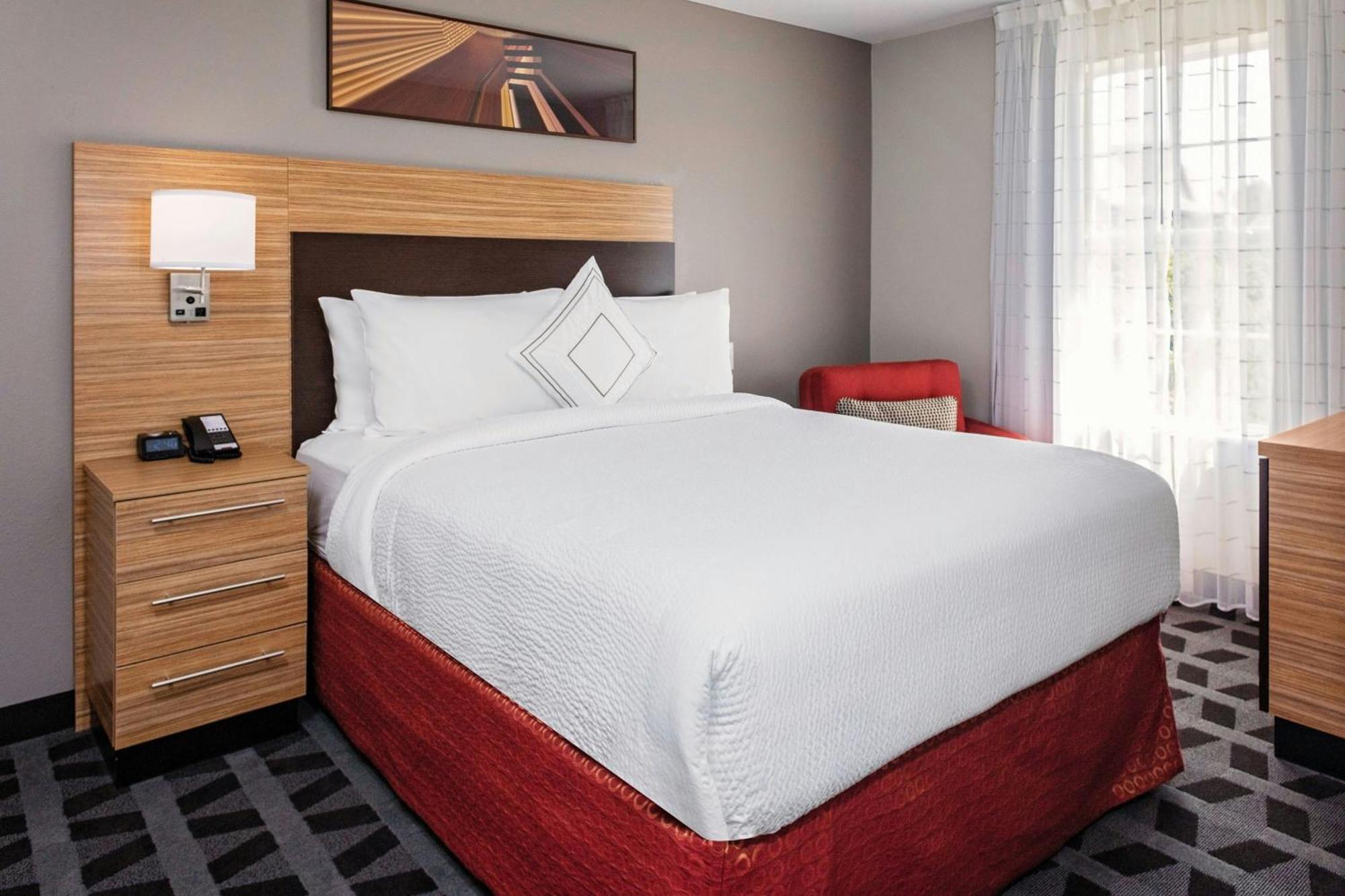 Towneplace Suites By Marriott Dallas Plano/Legacy Exterior photo